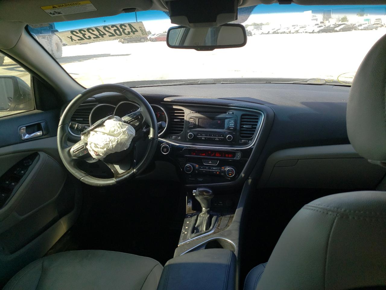 Photo 9 from auction – 2015 KIA OPTIMA EX with VIN 5XXGN4A76FG496500