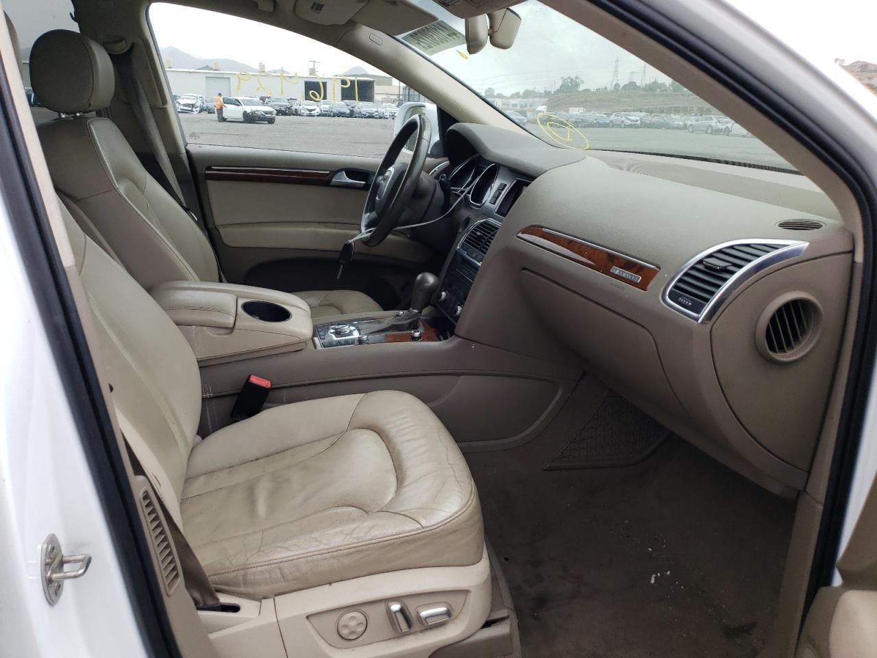 Photo 5 from auction – 2011 AUDI Q7 PREMIUM with VIN WA1CGAFE2BD004798