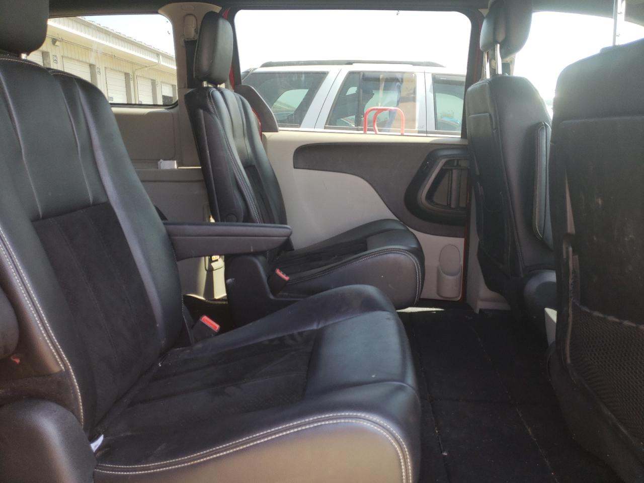 Photo 6 from auction – 2014 DODGE GRAND CARA with VIN 2C4RDGCG1ER319661