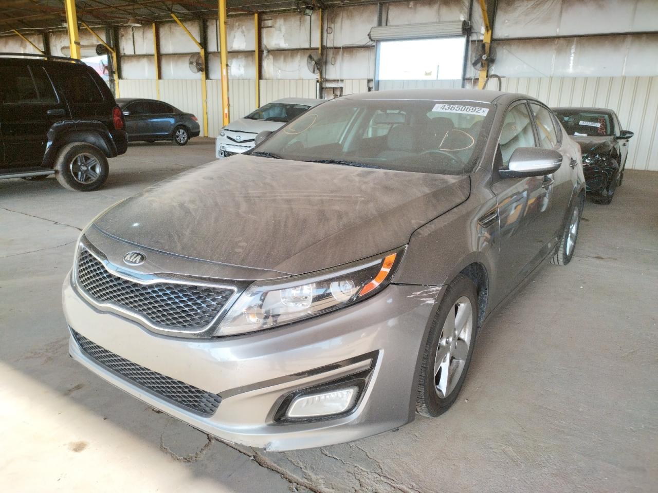 Photo 2 from auction – 2015 KIA OPTIMA LX with VIN 5XXGM4A73FG476305