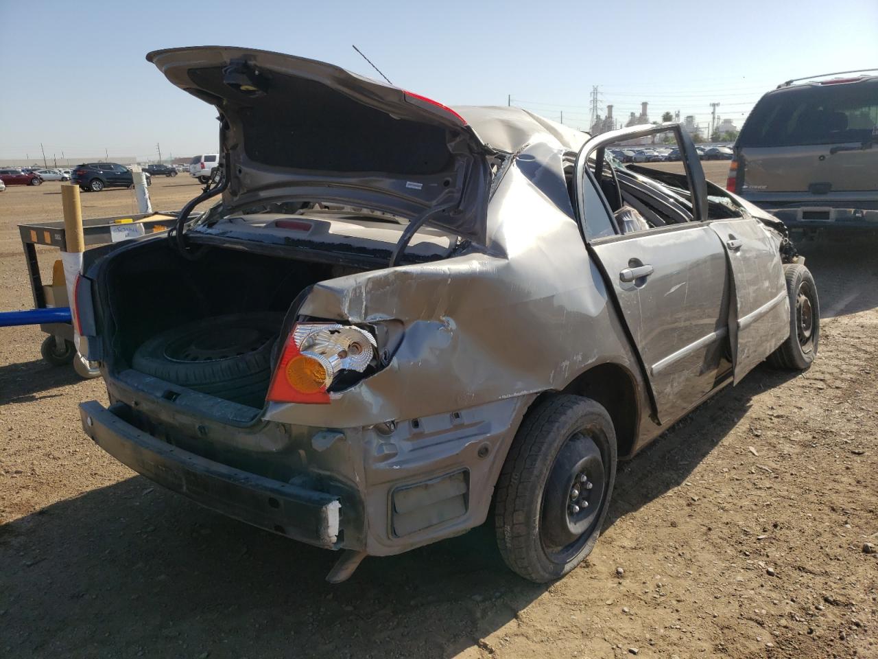 Photo 4 from auction – 2004 TOYOTA COROLLA CE with VIN 1NXBR32E64Z314819