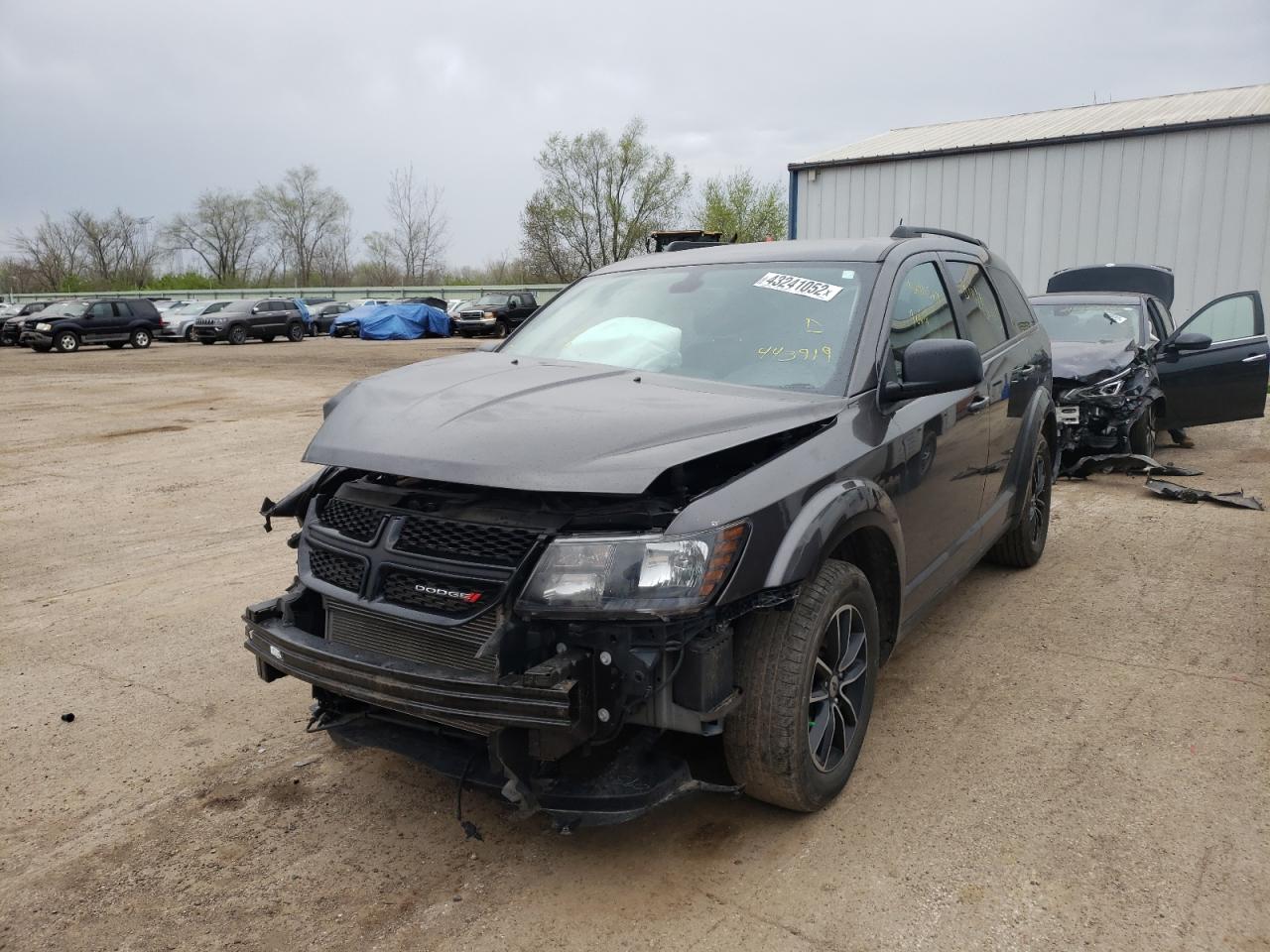 Photo 2 from auction – 2018 DODGE JOURNEY SE with VIN 3C4PDCAB0JT443919