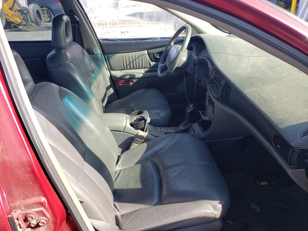 Photo 5 from auction – 2003 BUICK REGAL with VIN 2G4WB52K831126952
