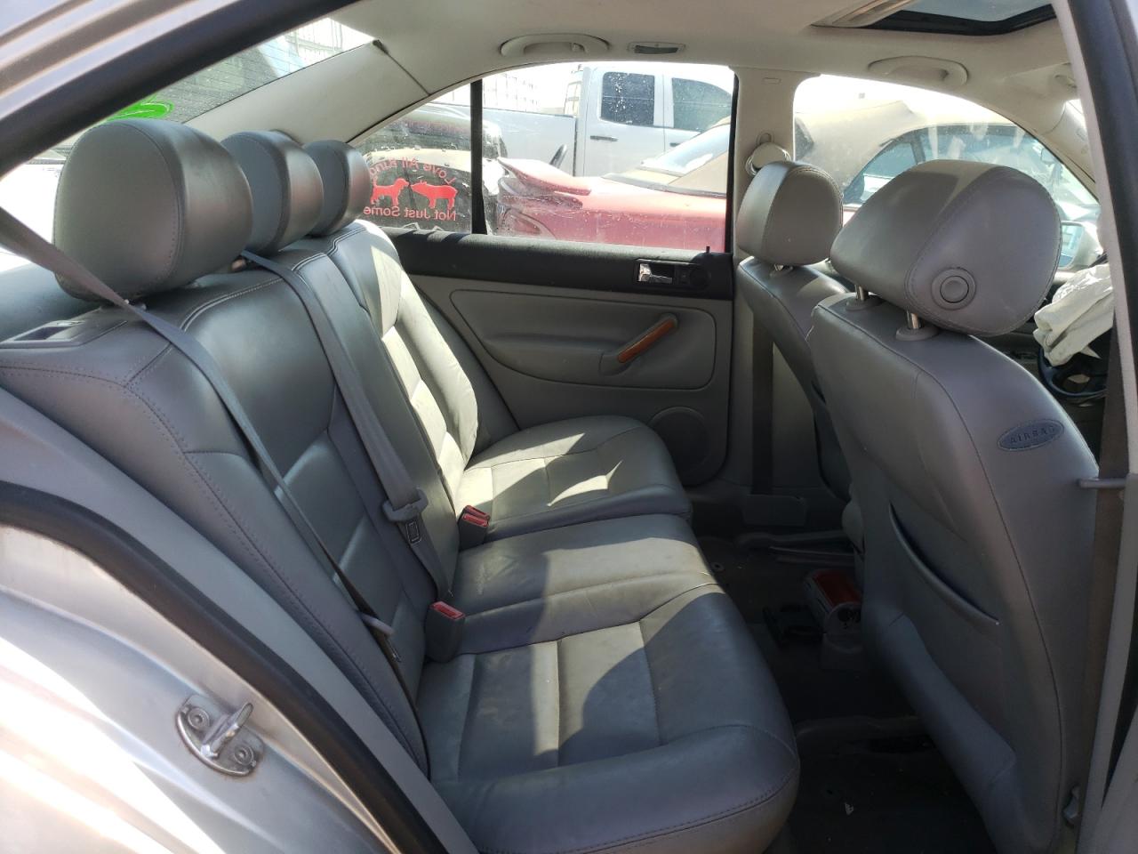 Photo 6 from auction – 2001 VOLKSWAGEN JETTA GLX with VIN 3VWTG69M71M105017