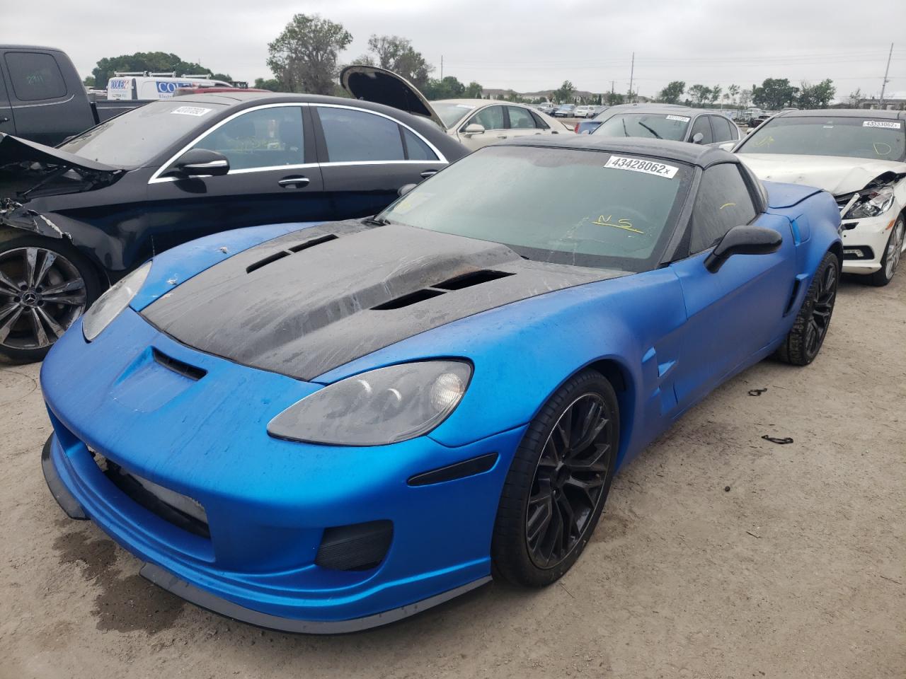 Photo 10 from auction – 2005 CHEVROLET CORVETTE with VIN 1G1YY24U255120938