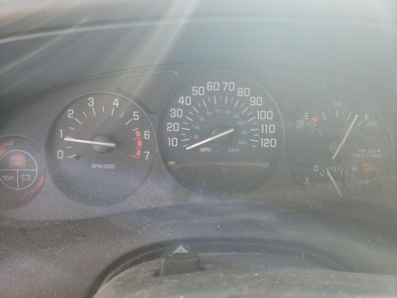 Photo 8 from auction – 2003 BUICK REGAL with VIN 2G4WB52K831126952