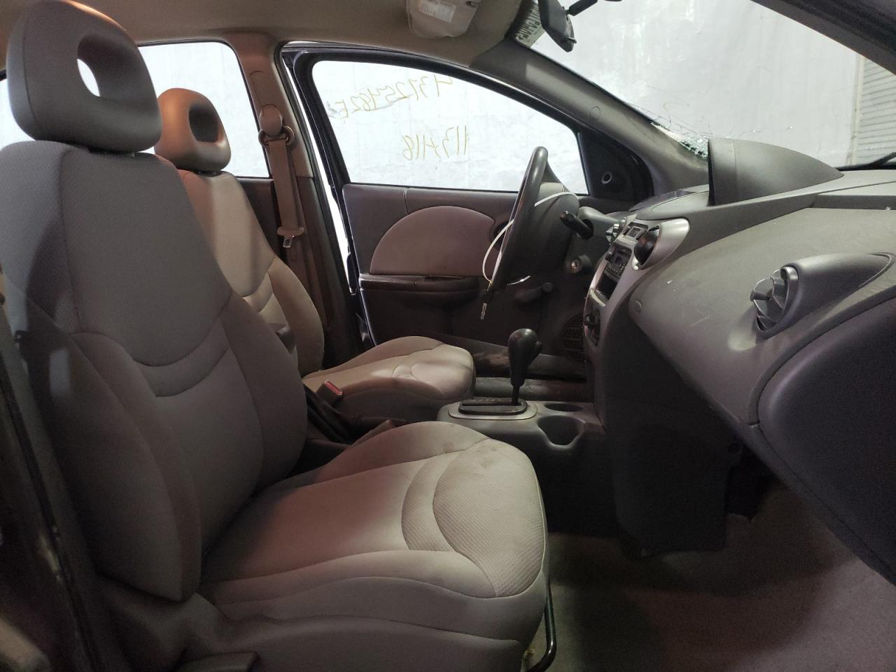 Photo 5 from auction – 2004 SATURN ION LEVEL with VIN 1G8AJ52F54Z186467