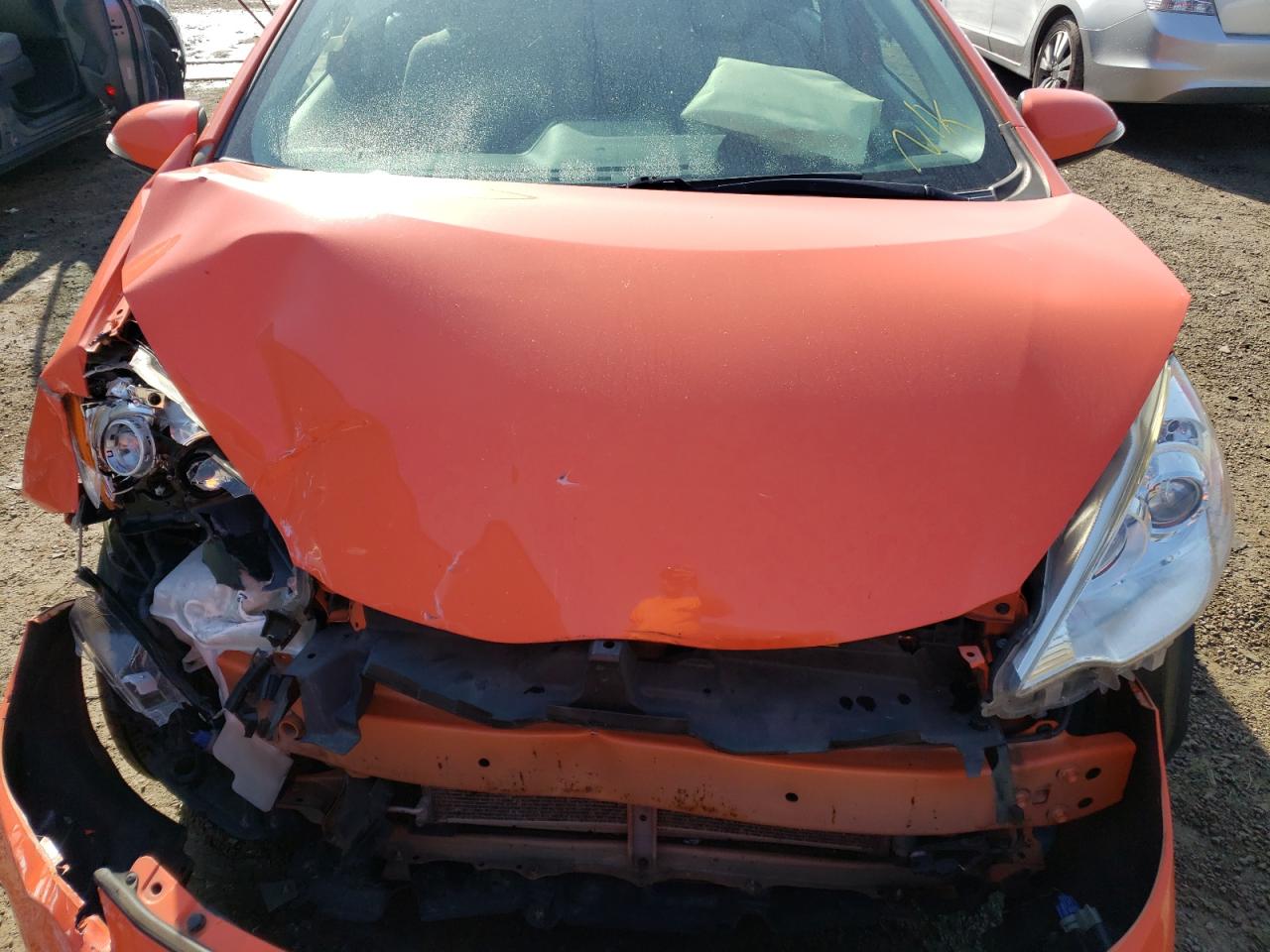 Photo 7 from auction – 2014 TOYOTA PRIUS C with VIN JTDKDTB33E1074259