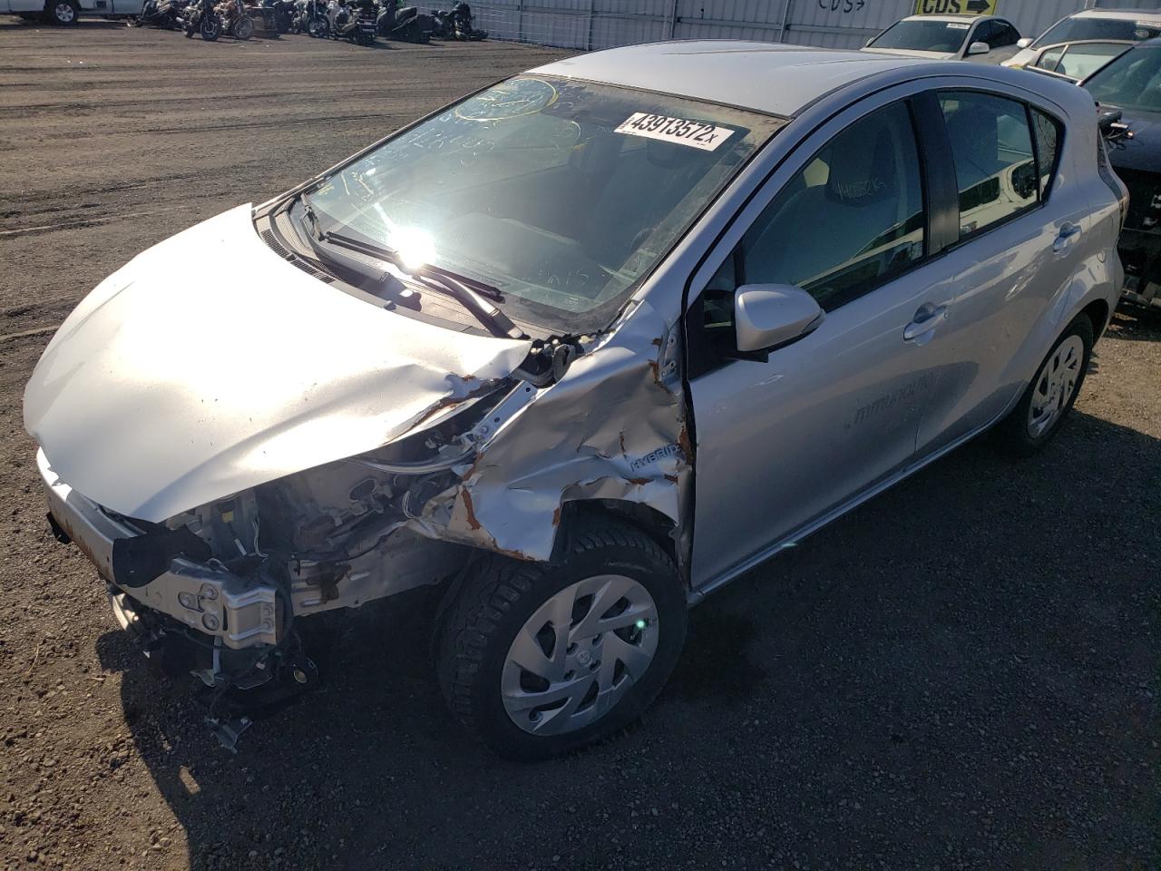 Photo 2 from auction – 2016 TOYOTA PRIUS C with VIN JTDKDTB31G1126443
