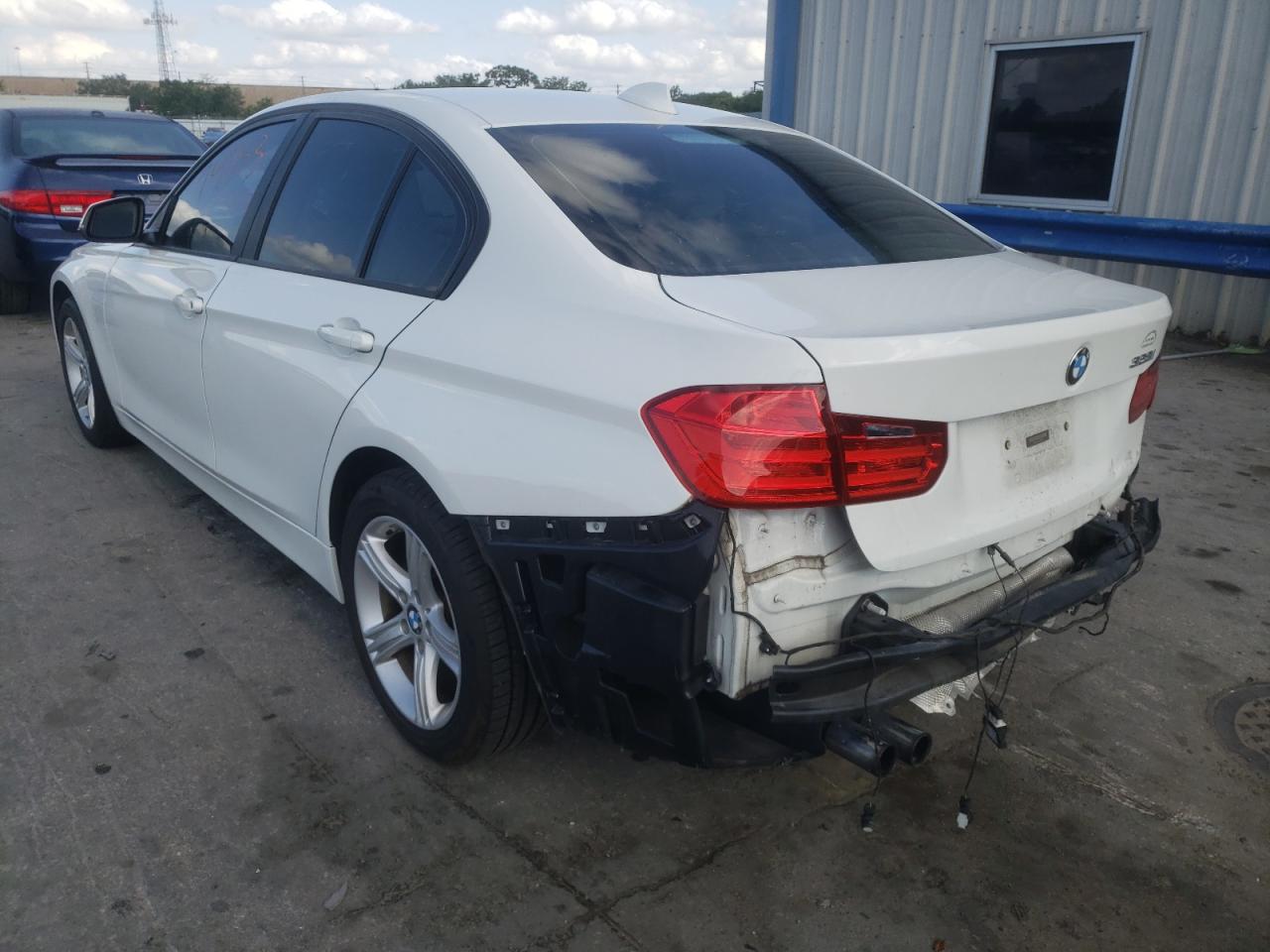 Photo 3 from auction – 2014 BMW 328 I with VIN WBA3A5C58EF605884