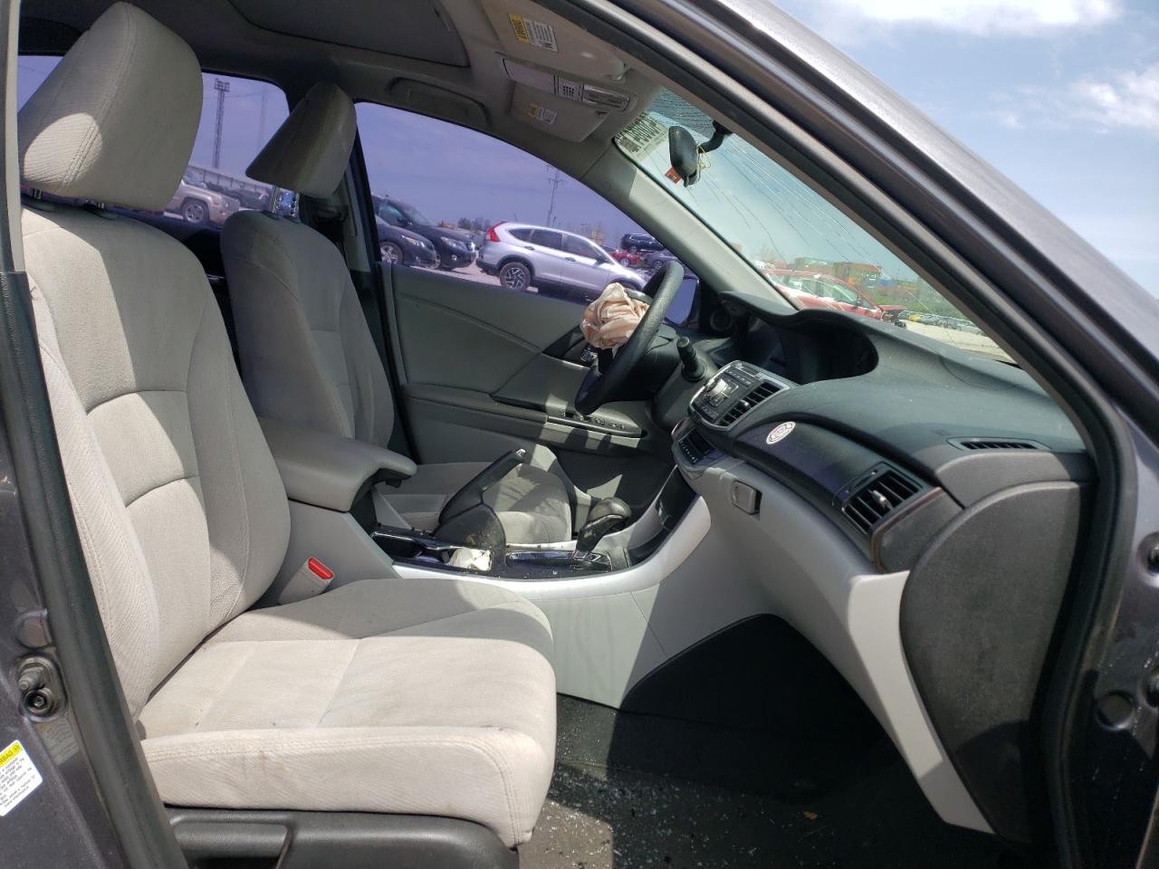 Photo 5 from auction – 2015 HONDA ACCORD EX with VIN 1HGCR2F74FA212150