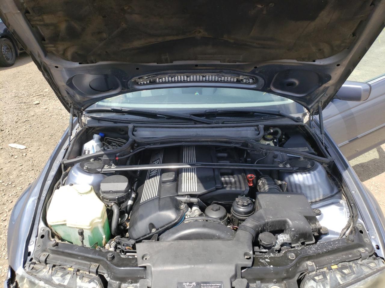 Photo 7 from auction – 2000 BMW 328 I with VIN WBAAM5330YJR55993
