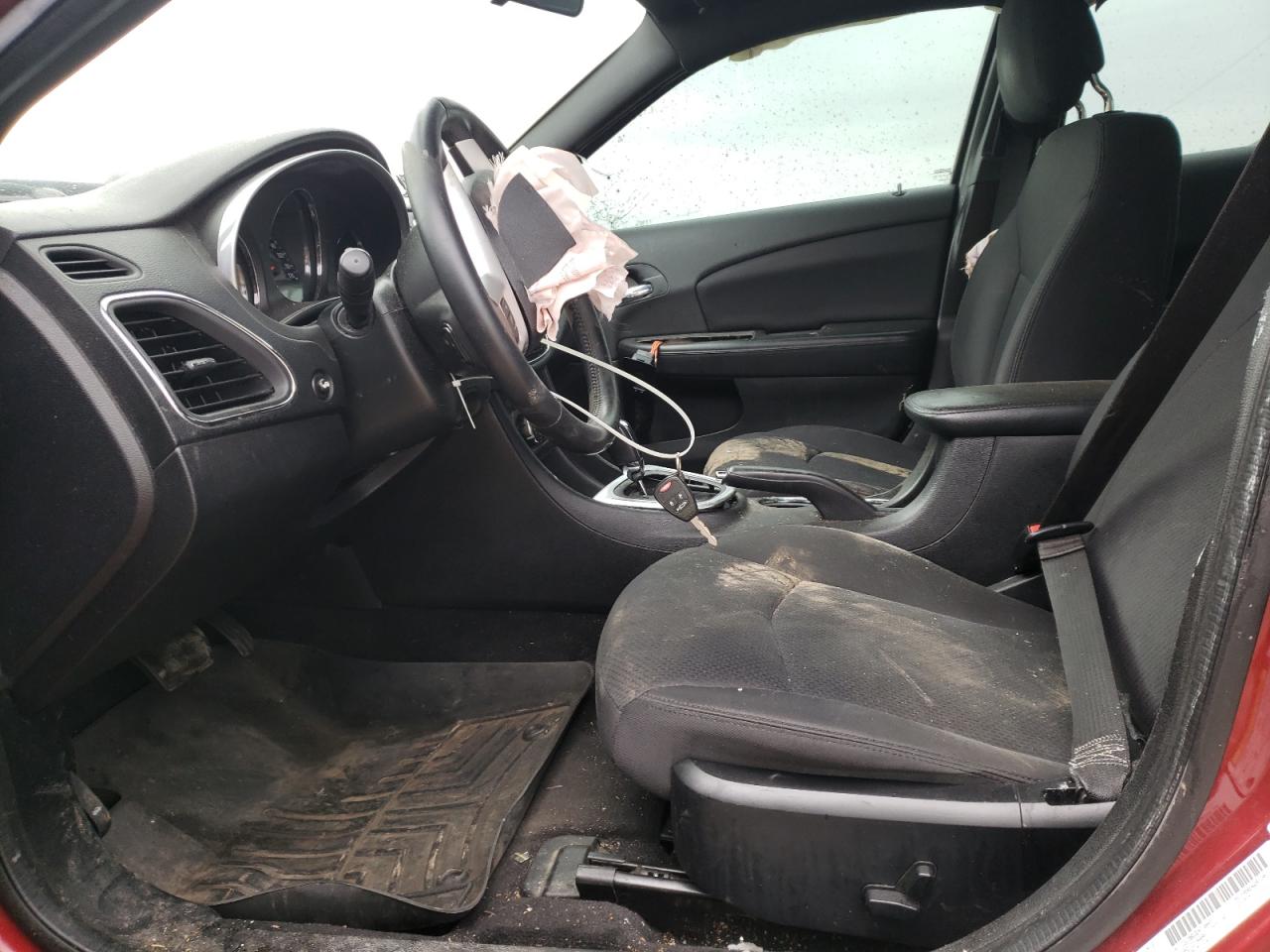 Photo 5 from auction – 2013 CHRYSLER 200 TOURIN with VIN 1C3CCBBG3DN716849