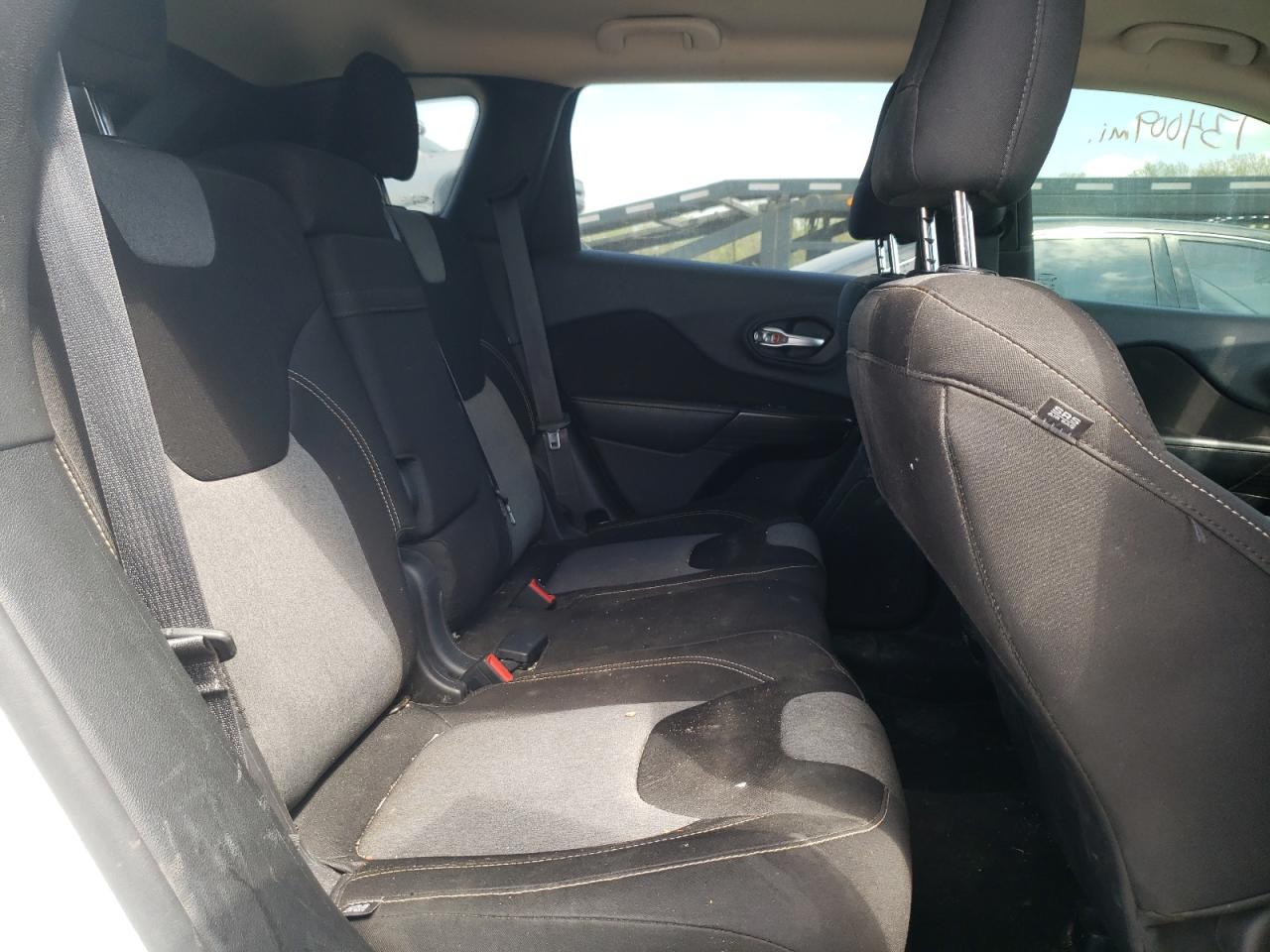 Photo 6 from auction – 2014 JEEP CHEROKEE L with VIN 1C4PJMCBXEW273175