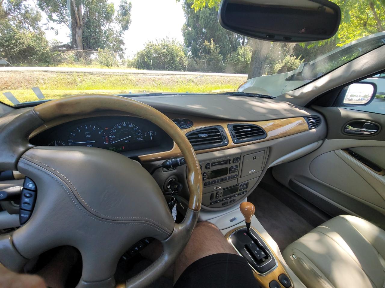 Photo 9 from auction – 2000 JAGUAR S-TYPE with VIN SAJDA01D5YGL58408
