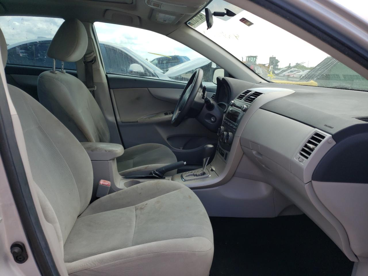 Photo 5 from auction – 2011 TOYOTA COROLLA BA with VIN 2T1BU4EE9BC646817