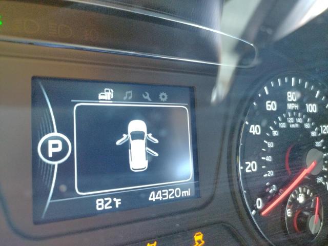 Photo 8 from auction – 2017 KIA SORENTO LX with VIN 5XYPGDA35HG328952