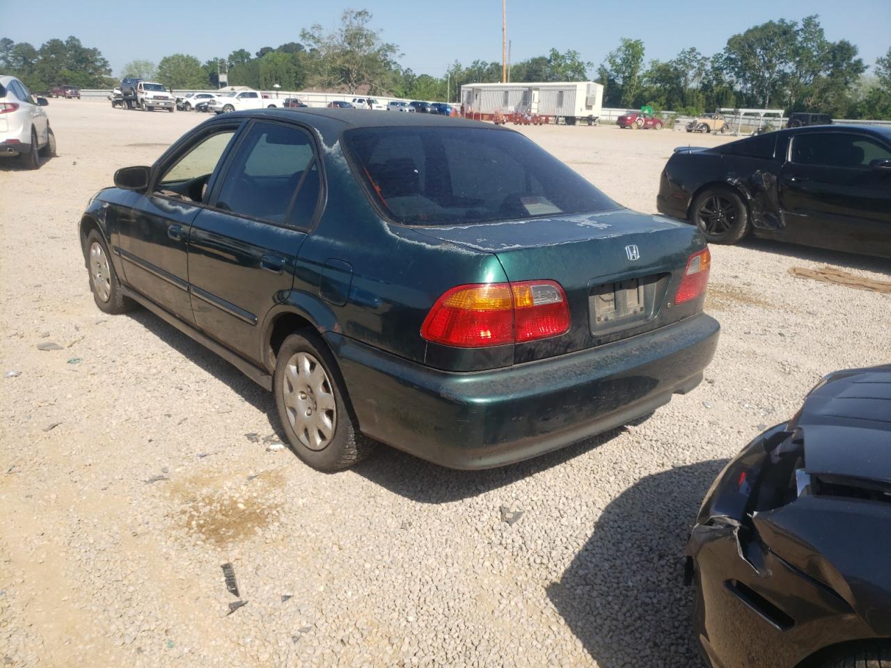 Photo 3 from auction – 2000 HONDA CIVIC BASE with VIN 2HGEJ6614YH603273