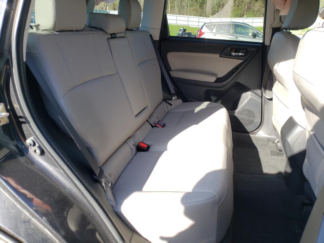 Photo 16 from auction – 2018 SUBARU FORESTER 2 with VIN JF2SJAJC0JH584263