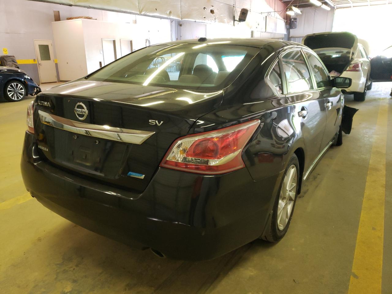 Photo 4 from auction – 2013 NISSAN ALTIMA 2.5 with VIN 1N4AL3AP6DC194620