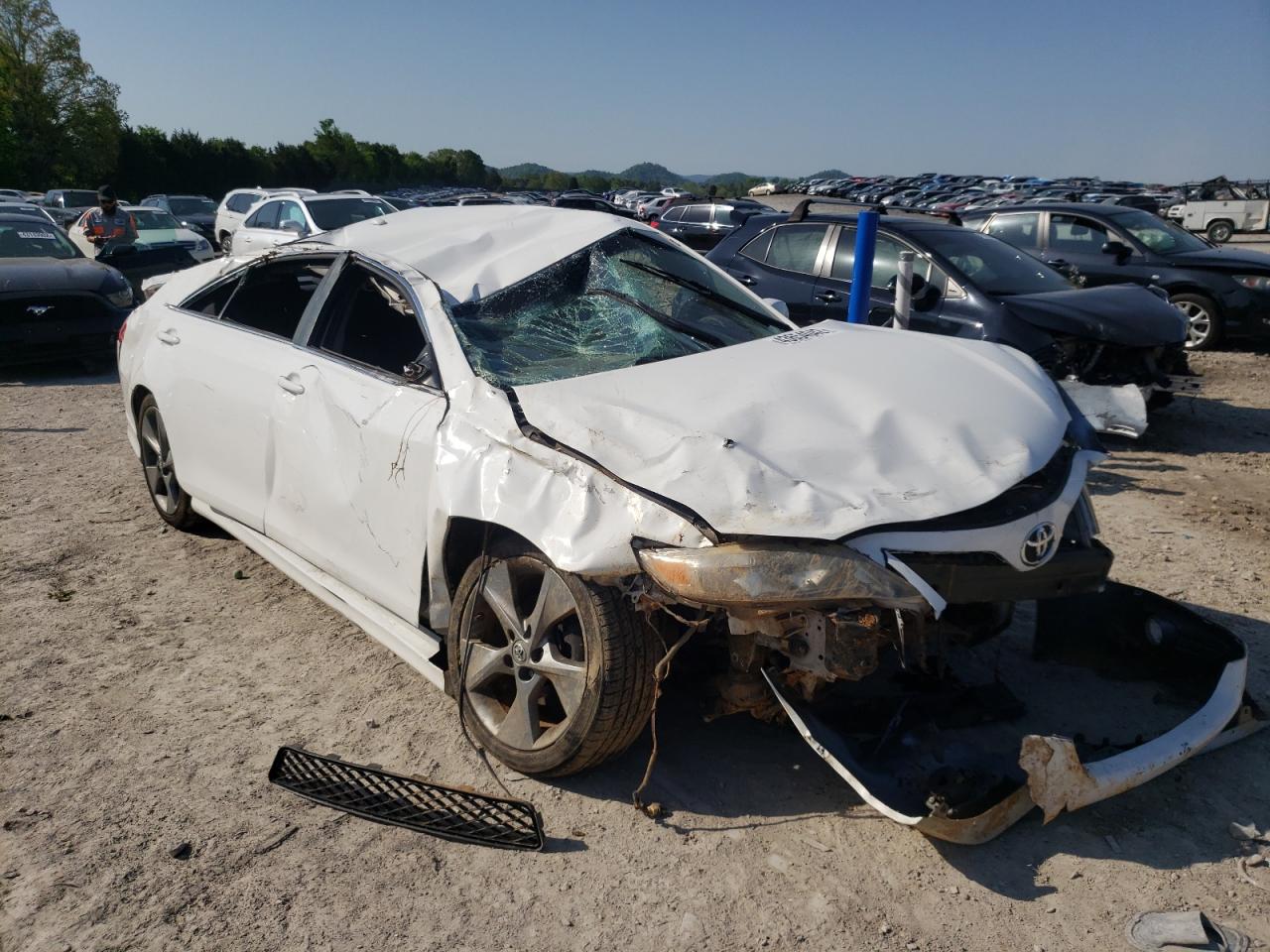 TOYOTA CAMRY BASE 2011 with VIN 4T1BF3EK3BU600280 - Photo from auction