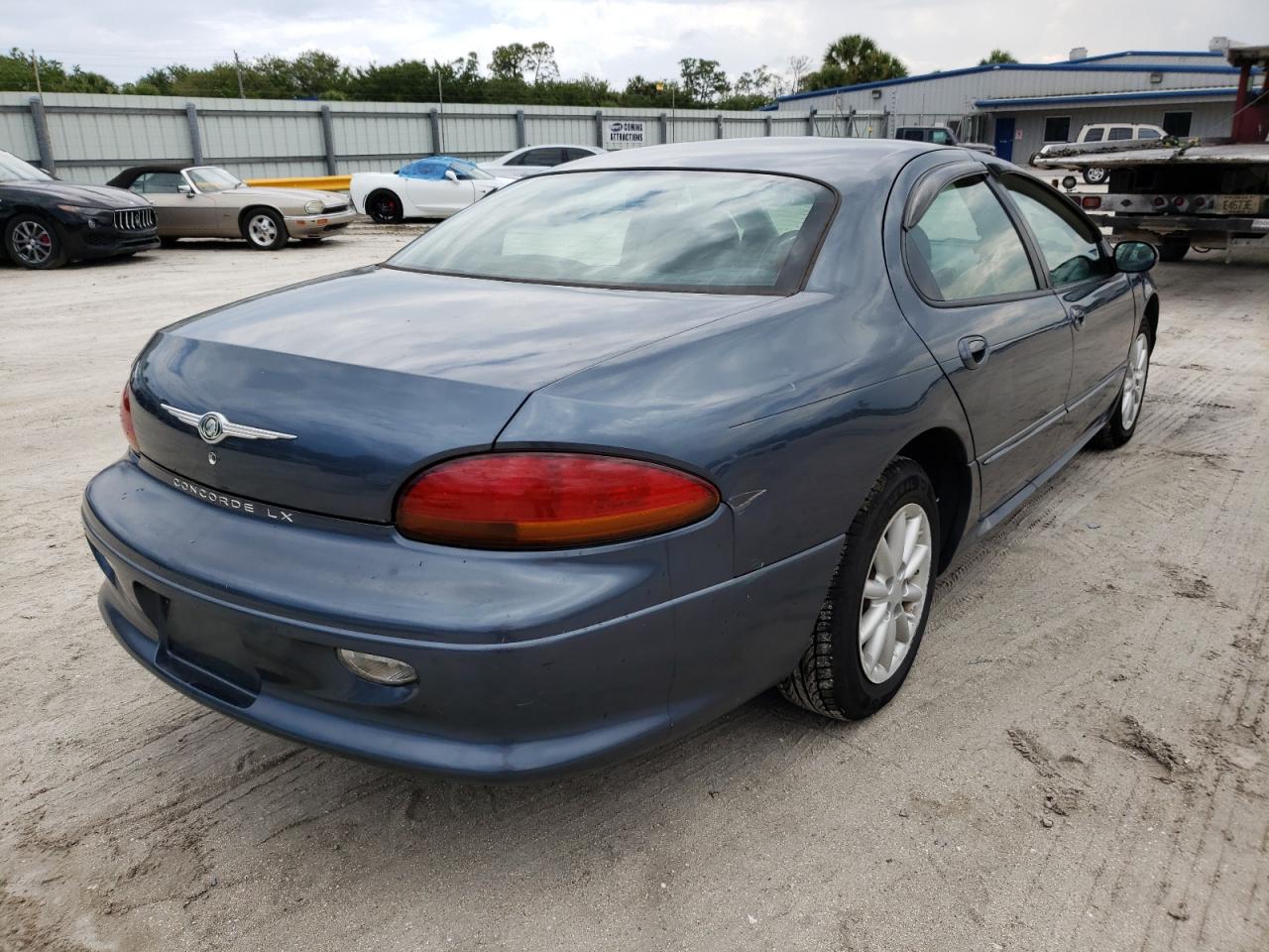 Photo 4 from auction – 2002 CHRYSLER CONCORDE L with VIN 2C3HD46R62H115287
