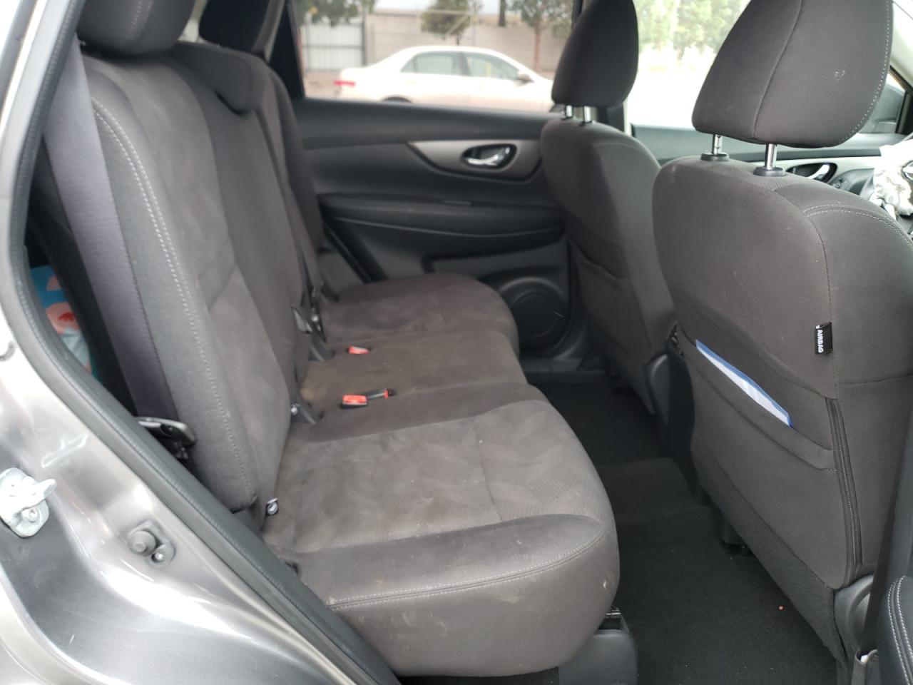 Photo 6 from auction – 2016 NISSAN ROGUE S with VIN KNMAT2MTXGP636499