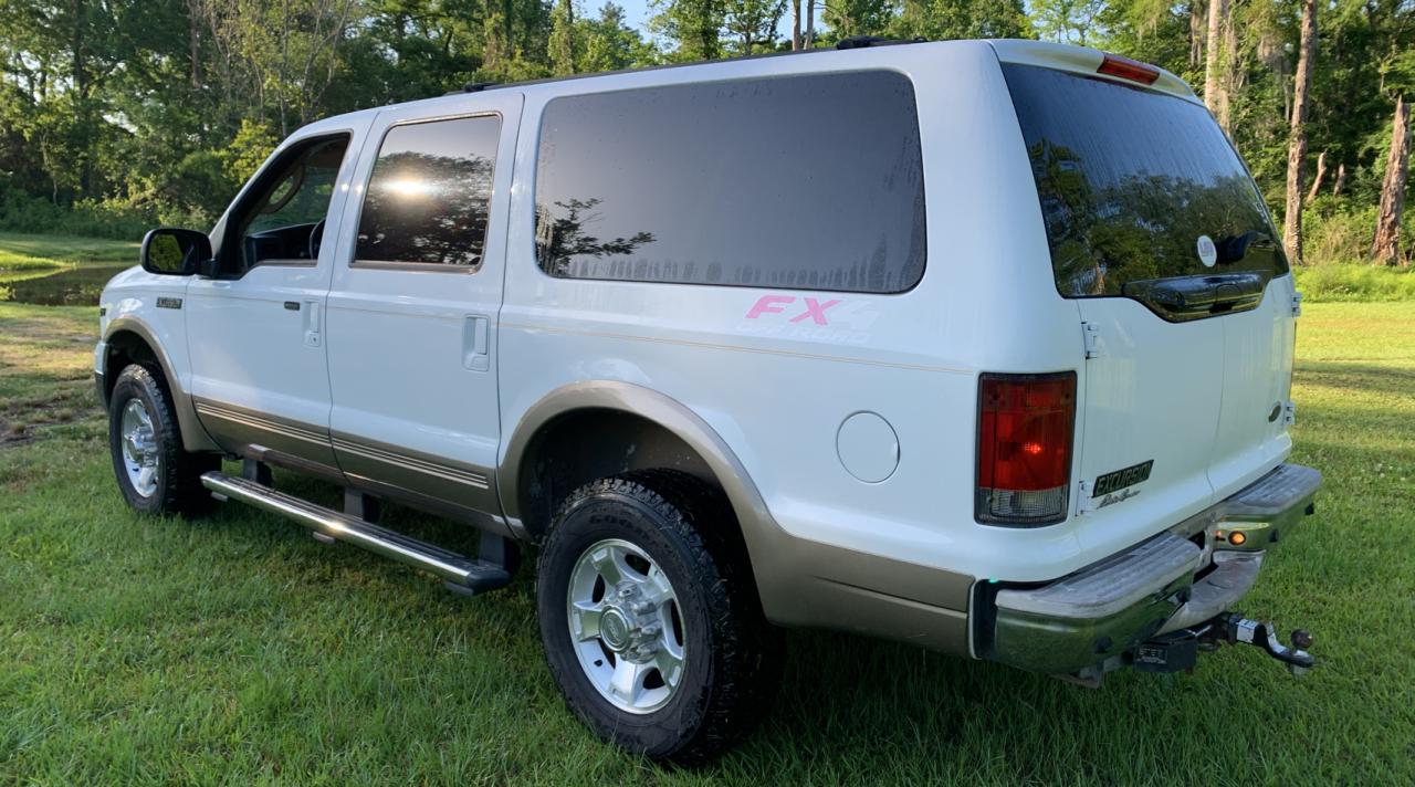 Photo 3 from auction – 2005 FORD EXCURSION with VIN 1FMNU45S15EC42605
