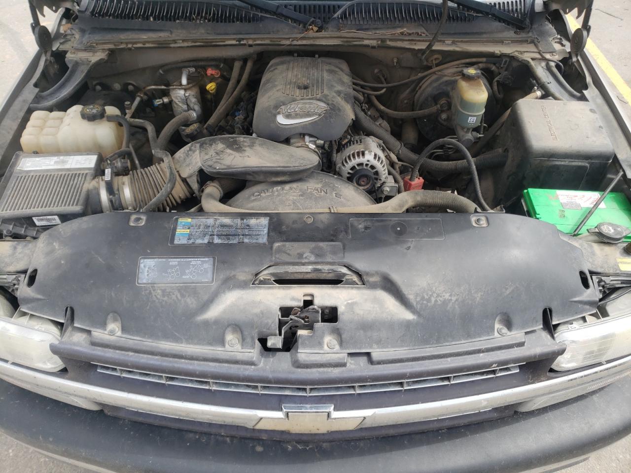Фото 7 с аукциона – 2002 CHEVROLET SILVERADO с VIN 2GCEK19T621279447