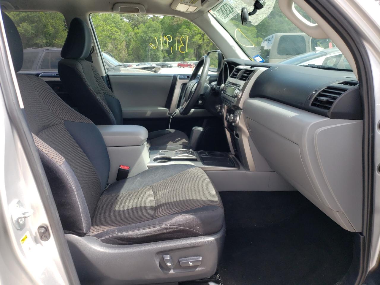 Photo 5 from auction – 2010 TOYOTA 4RUNNER SR with VIN JTEZU5JR2A5008106