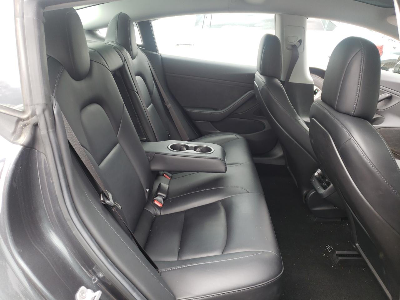 Photo 6 from auction – 2018 TESLA MODEL 3 with VIN 5YJ3E1EA9JF050162