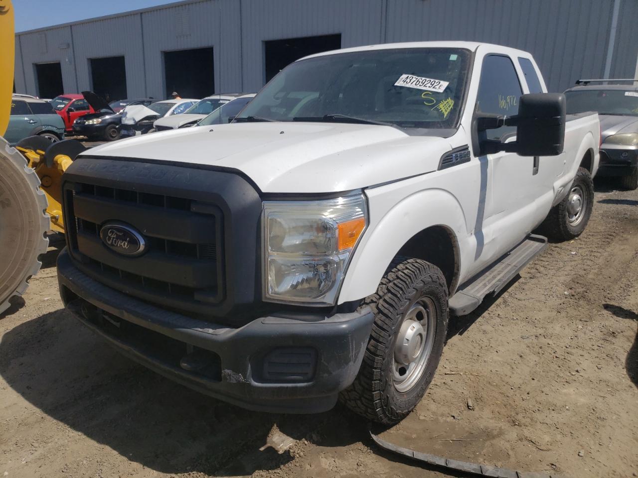 Photo 2 from auction – 2012 FORD F250 SUPER with VIN 1FT7X2A66CEB94758