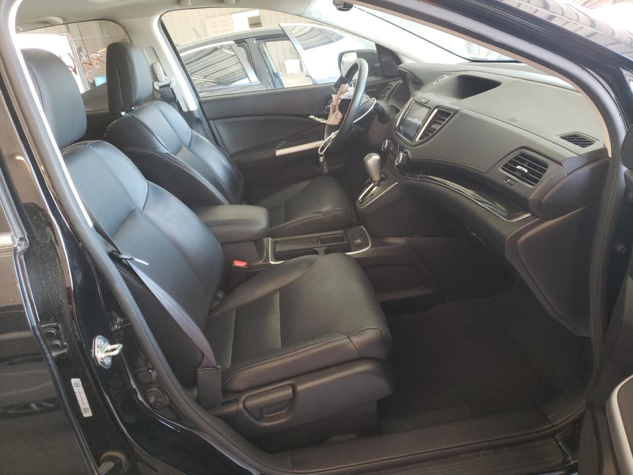 Photo 5 from auction – 2016 HONDA CR-V TOURI with VIN 5J6RM4H95GL046416