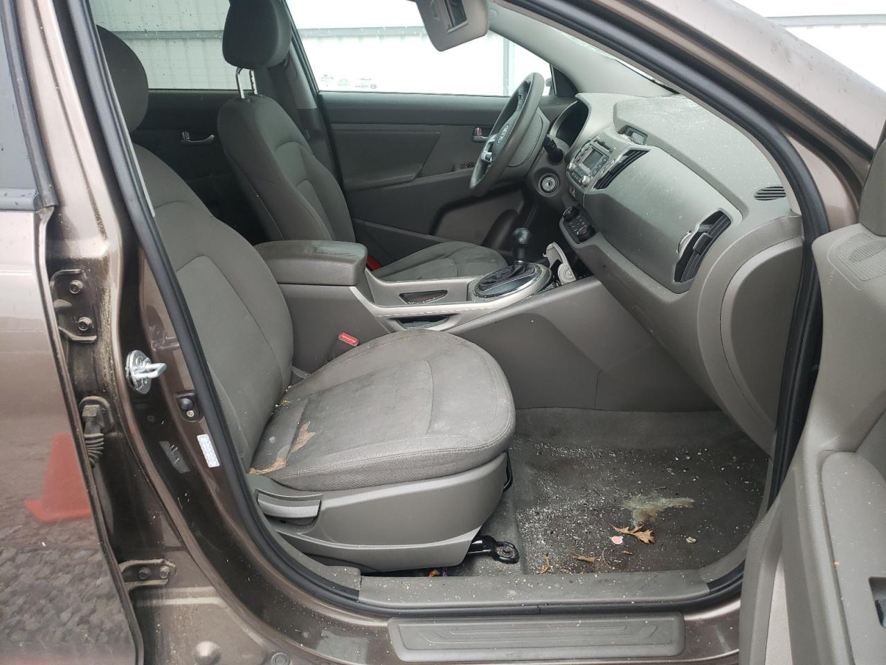 Photo 5 from auction – 2012 KIA SPORTAGE B with VIN KNDPB3A28C7248003