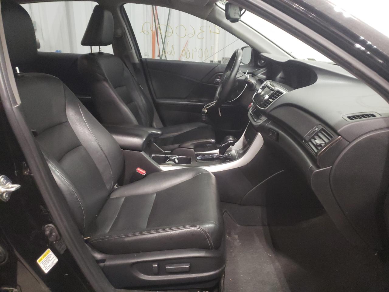 Photo 5 from auction – 2014 HONDA ACCORD EXL with VIN 1HGCR2F82EA226720