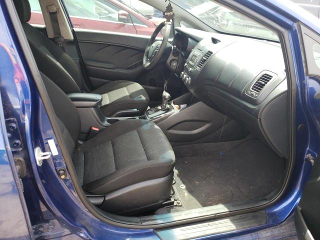 Photo 5 from auction – 2017 KIA FORTE LX with VIN 3KPFK4A77HE137785