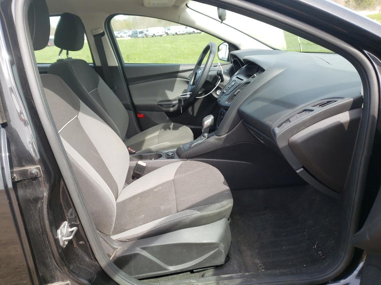Photo 5 from auction – 2013 FORD FOCUS S with VIN 1FADP3E22DL333092