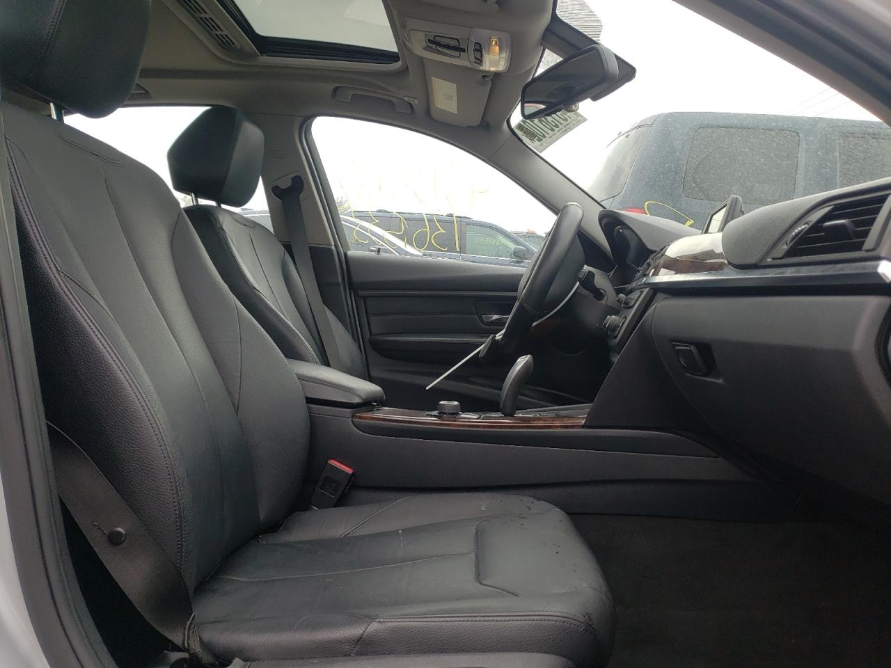 Photo 5 from auction – 2013 BMW 328 XI with VIN WBA3B3C54DJ698321