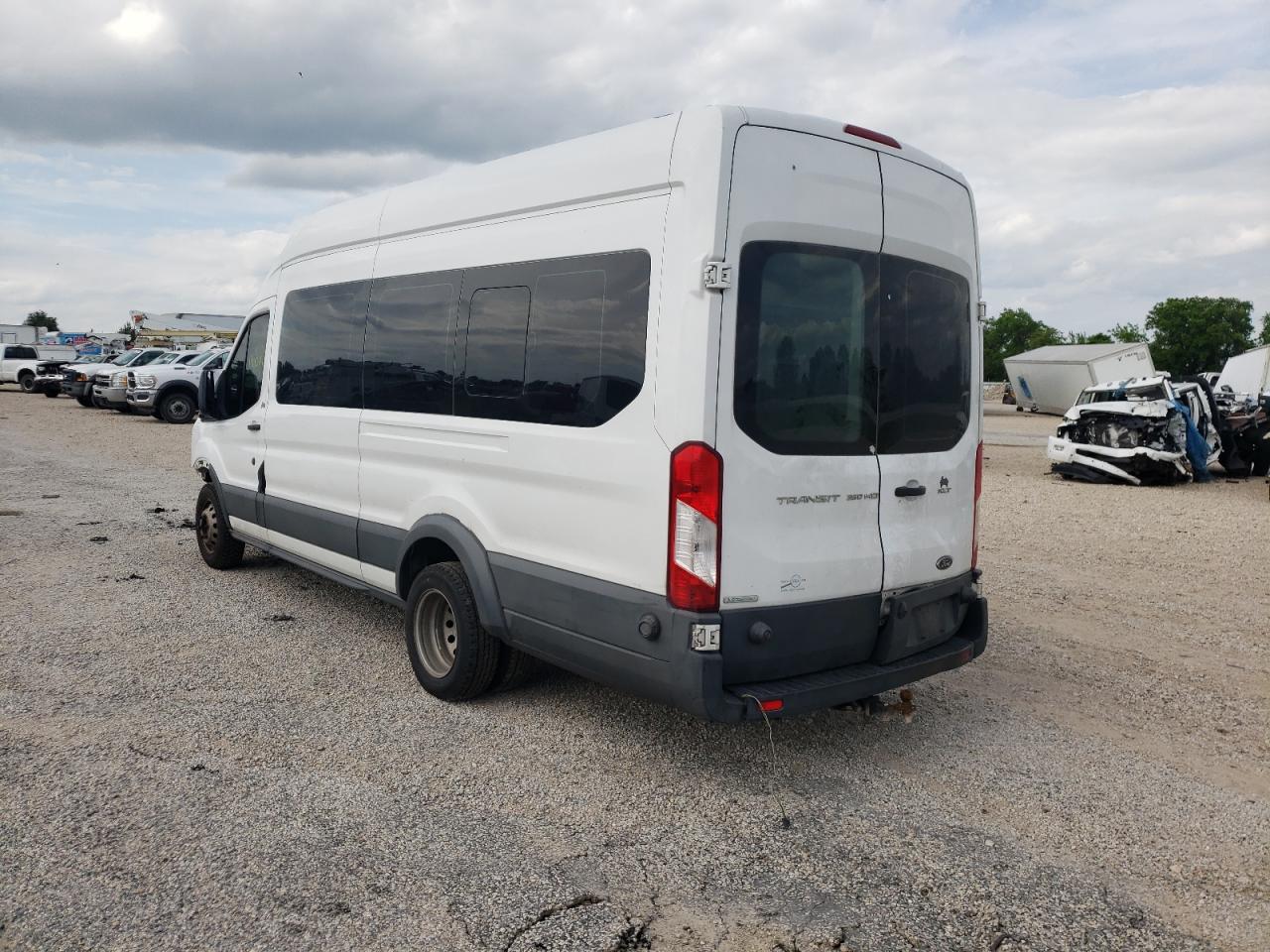 Photo 3 from auction – 2016 FORD TRANSIT T- with VIN 1FBVU4XG2GKB28070