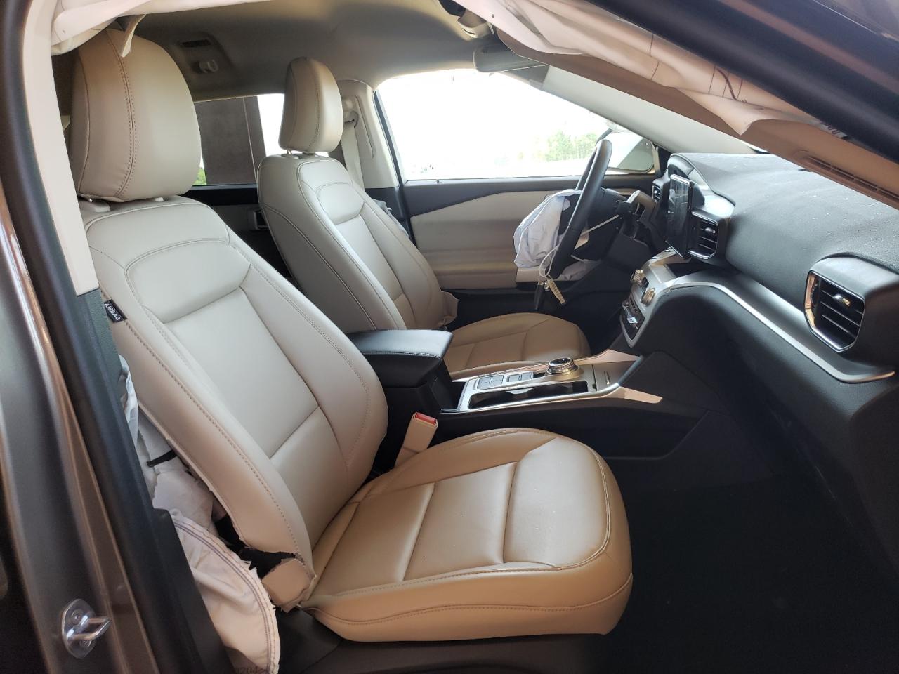 Photo 5 from auction – 2021 FORD EXPLORER X with VIN 1FMSK7DH2MGC15724