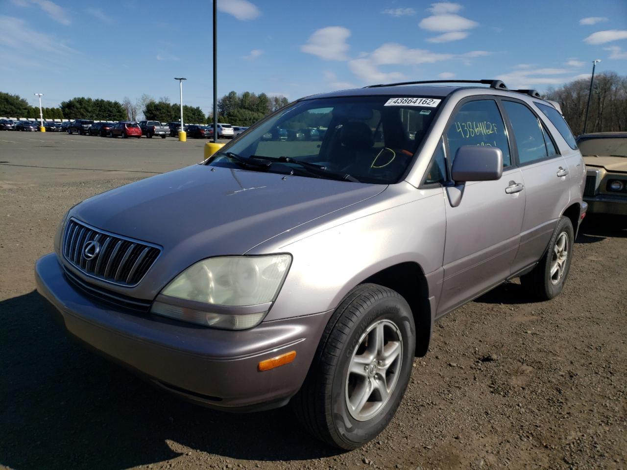 Photo 2 from auction – 2001 LEXUS RX 300 with VIN JTJHF10U810171989