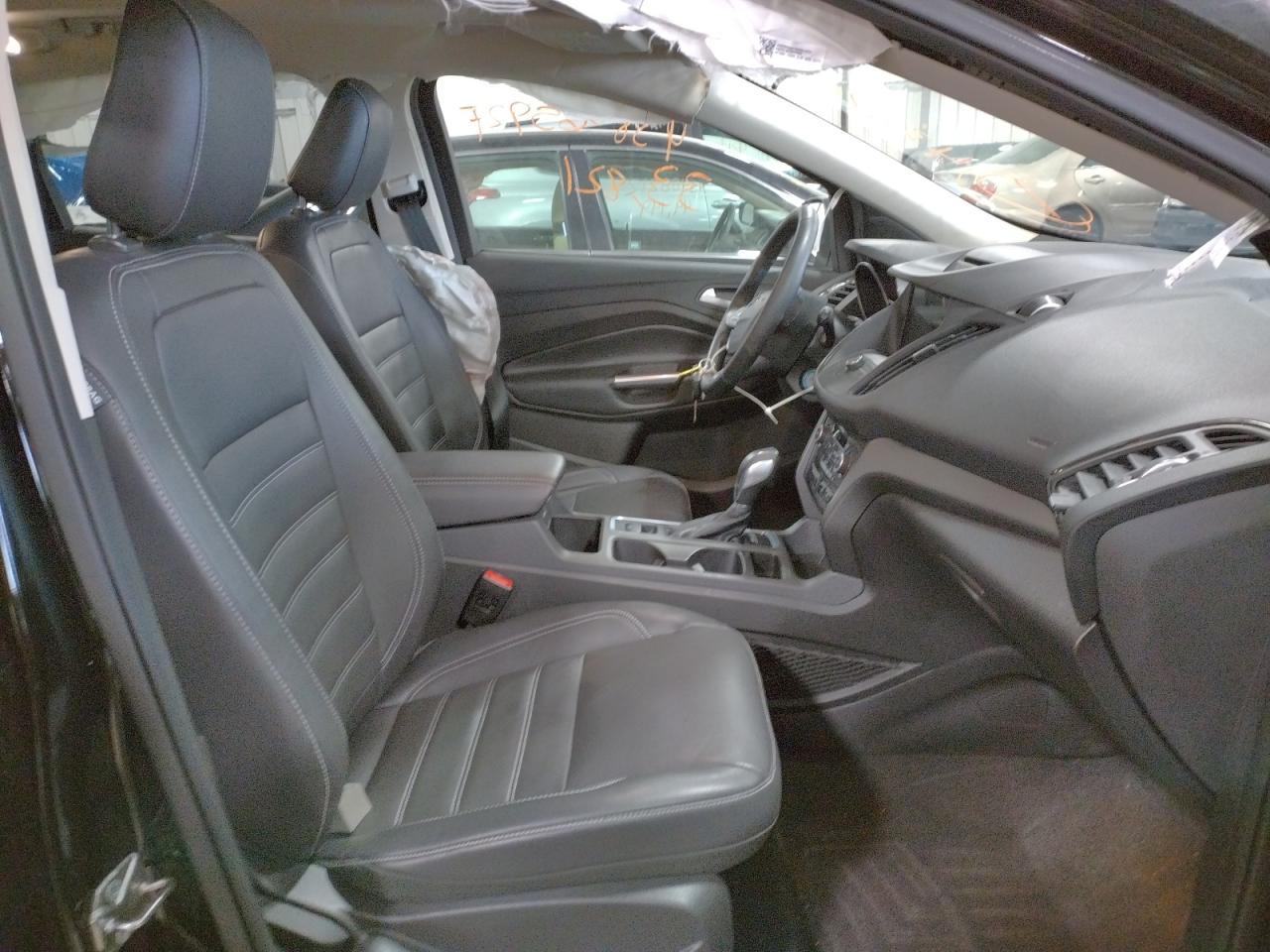 Photo 5 from auction – 2018 FORD ESCAPE SEL with VIN 1FMCU9HD3JUB84028