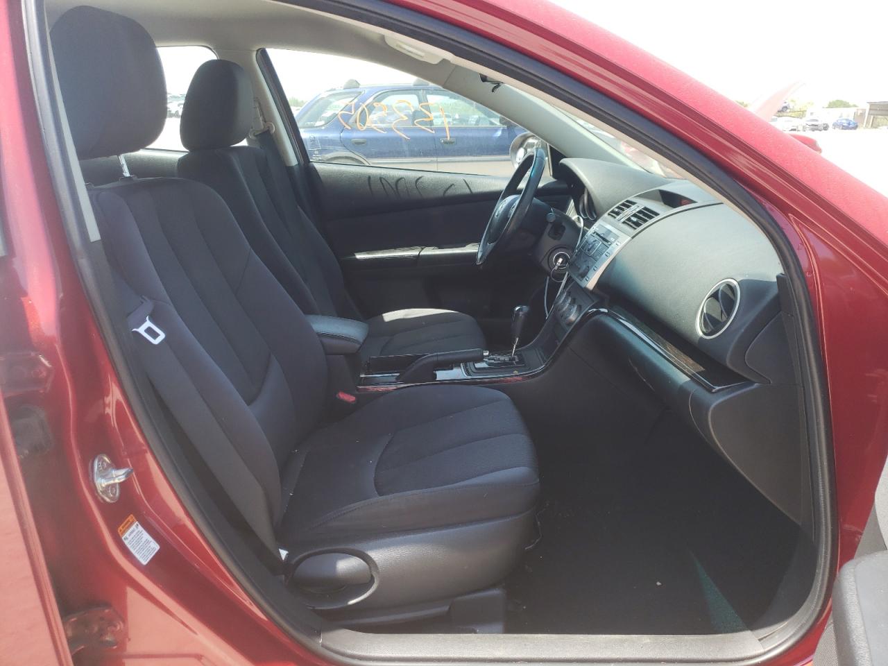 Photo 5 from auction – 2011 MAZDA 6 I with VIN 1YVHZ8CH8B5M25748