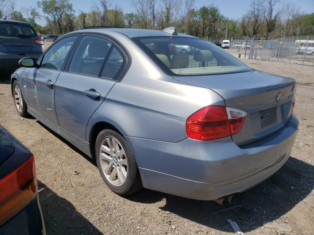 Photo 3 from auction – 2006 BMW 325 I with VIN WBAVB13566KX49683