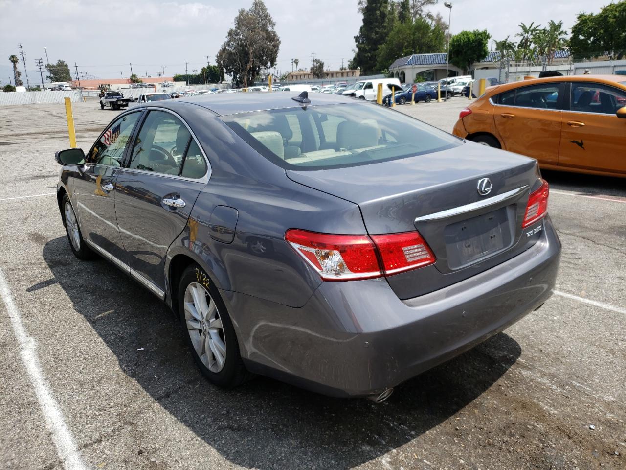 Photo 3 from auction – 2012 LEXUS ES 350 with VIN JTHBK1EG3C2502796