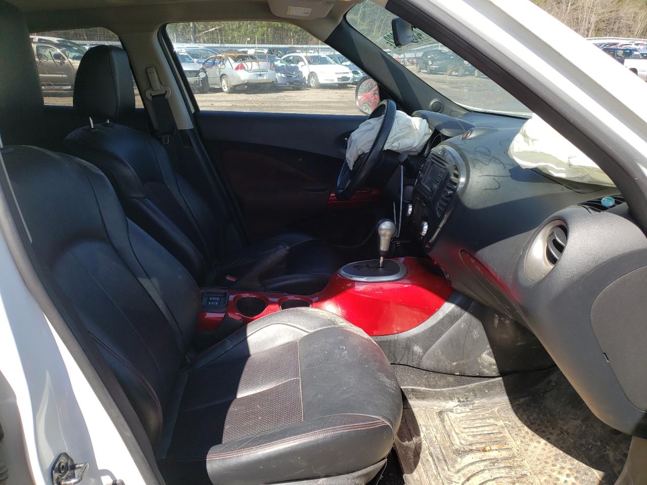 Photo 5 from auction – 2014 NISSAN JUKE S with VIN JN8AF5MV9ET364143