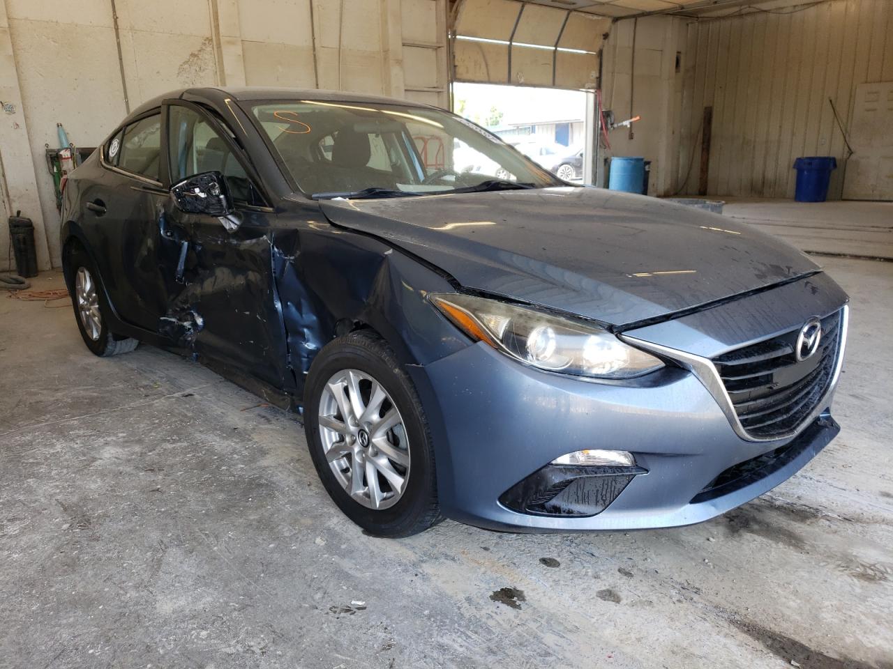 MAZDA 3 TOURING 2014 with VIN JM1BM1V78E1186056 - Photo from auction
