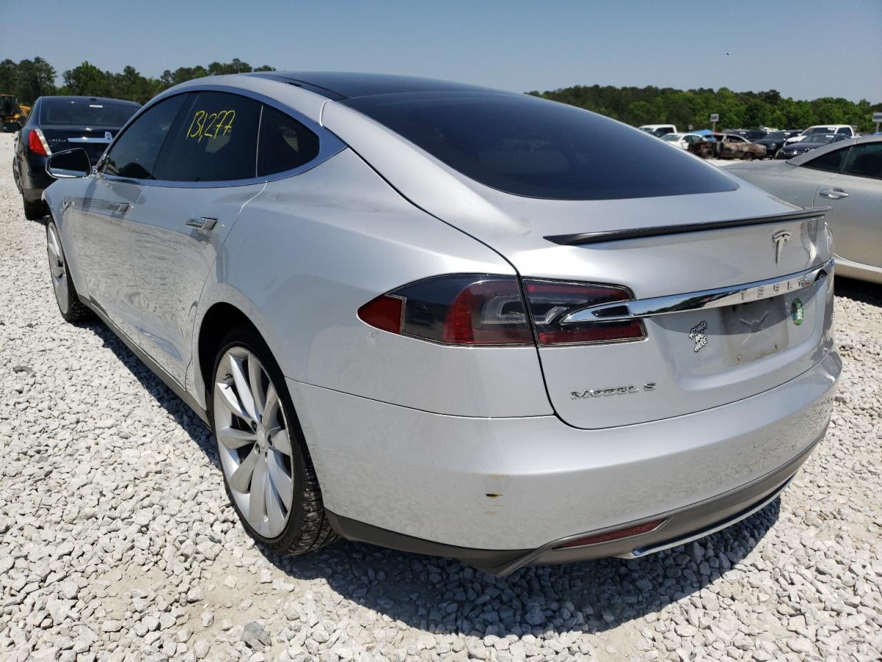 Photo 3 from auction – 2013 TESLA MODEL S with VIN 5YJSA1DN2DFP07402