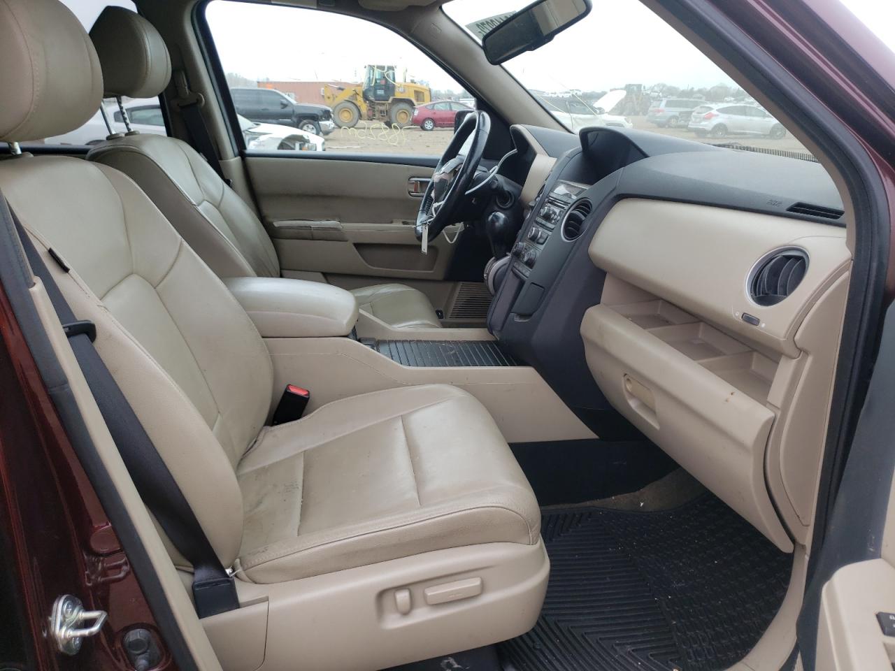 Photo 5 from auction – 2015 HONDA PILOT EXL with VIN 5FNYF4H59FB060541