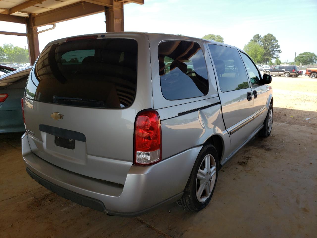 صورة رقم 4 من المزاد - 2005 CHEVROLET UPLANDER مع VIN 1GNDV03L25D285171